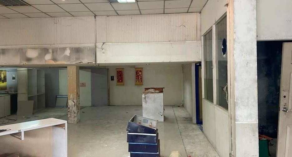 For rent retail Space in Bang Khen, Bangkok