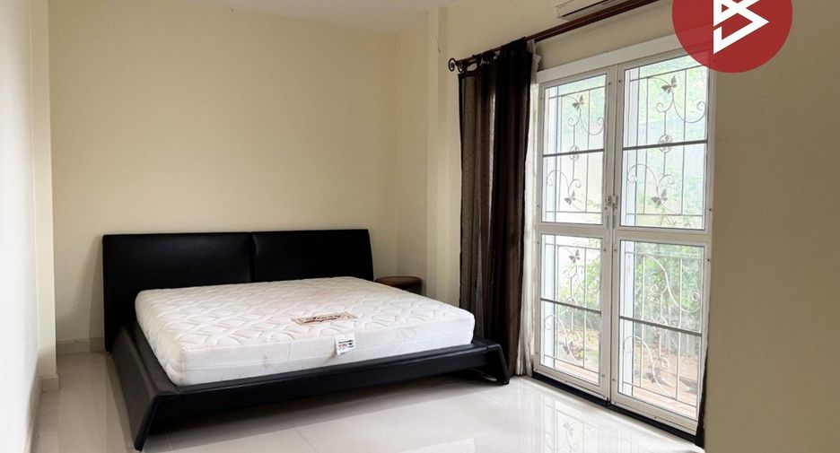 Haus zum Kauf mit 3 Zimmer in Mueang Chachoengsao, Chachoengsao