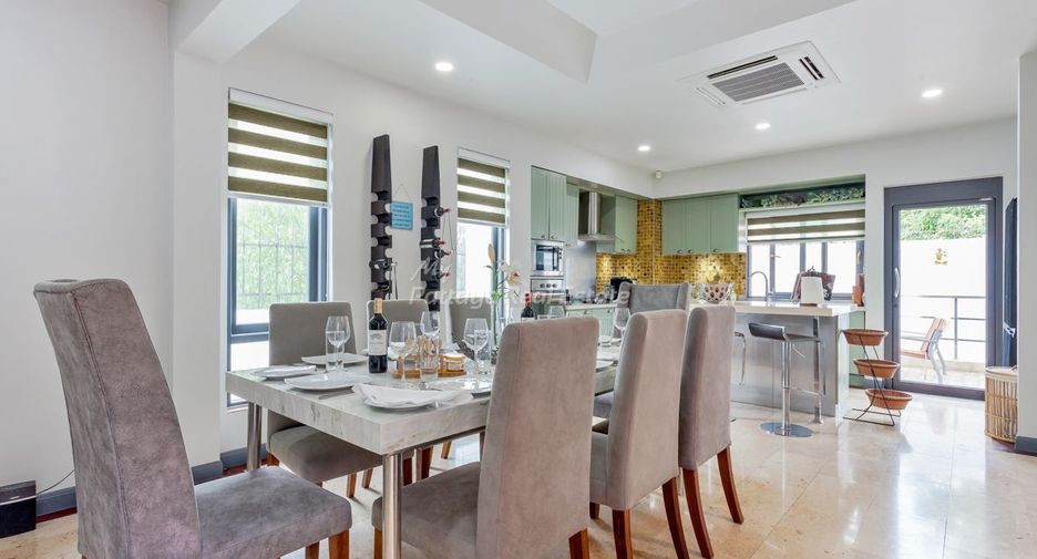 For sale 5 bedrooms villa in Bang Lamung, Chonburi