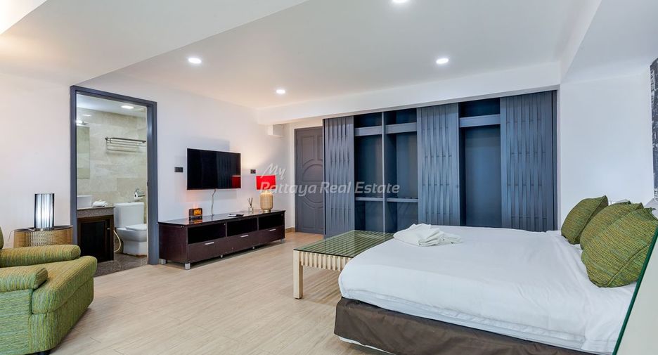 For sale 5 bedrooms villa in Bang Lamung, Chonburi