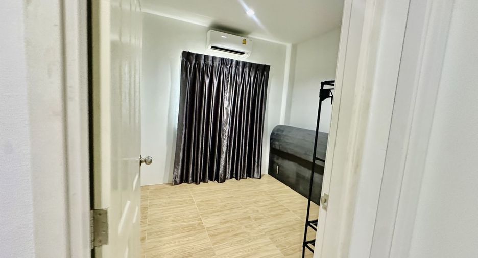 For sale 3 bedrooms townhouse in Sai Noi, Nonthaburi