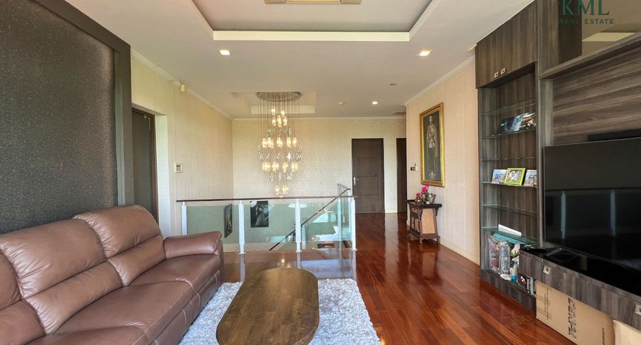 For sale 5 bedrooms house in Lam Luk Ka, Pathum Thani