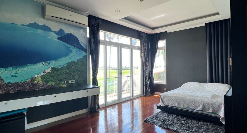 For sale 5 bedrooms house in Lam Luk Ka, Pathum Thani