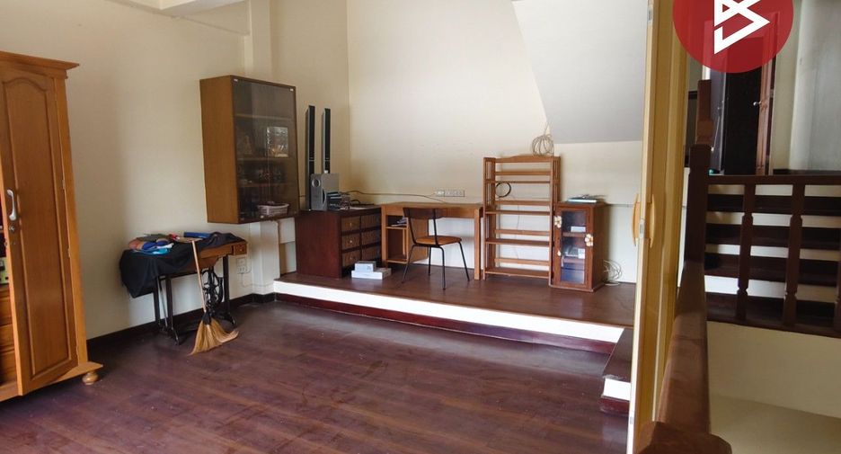 Reihenhaus zum Kauf mit 6 Zimmer in Prawet, Bangkok