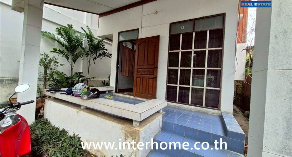 For sale 1 bed house in Khlong San, Bangkok