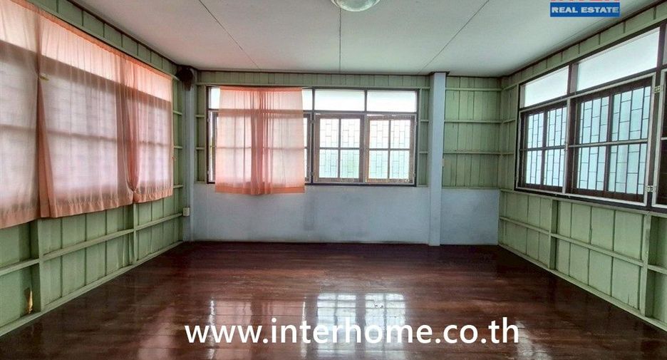 For sale 1 bed house in Khlong San, Bangkok