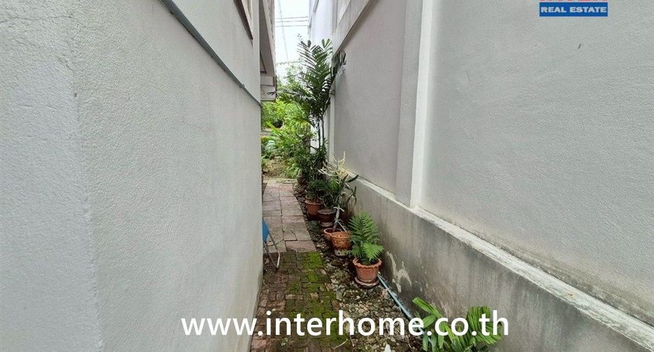 For sale 1 bed house in Khlong San, Bangkok