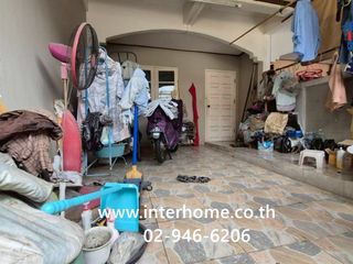 À vendre 3 chambres maison de ville à Lam Luk Ka, Pathum Thani