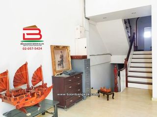 For rent and for sale 4 bedrooms townhouse in Mueang Nonthaburi, Nonthaburi