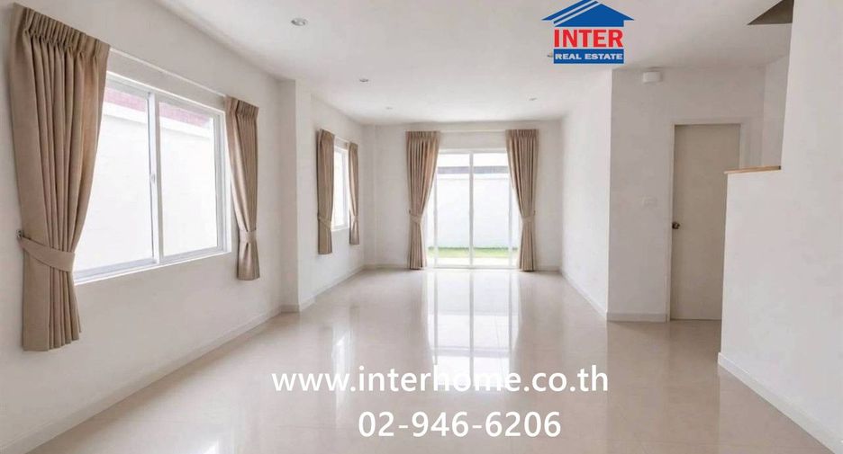 Reihenhaus zum Kauf mit 3 Zimmer in Bang Phli, Samut Prakan
