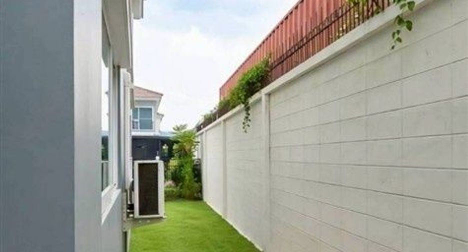 Reihenhaus zum Kauf mit 3 Zimmer in Bang Phli, Samut Prakan