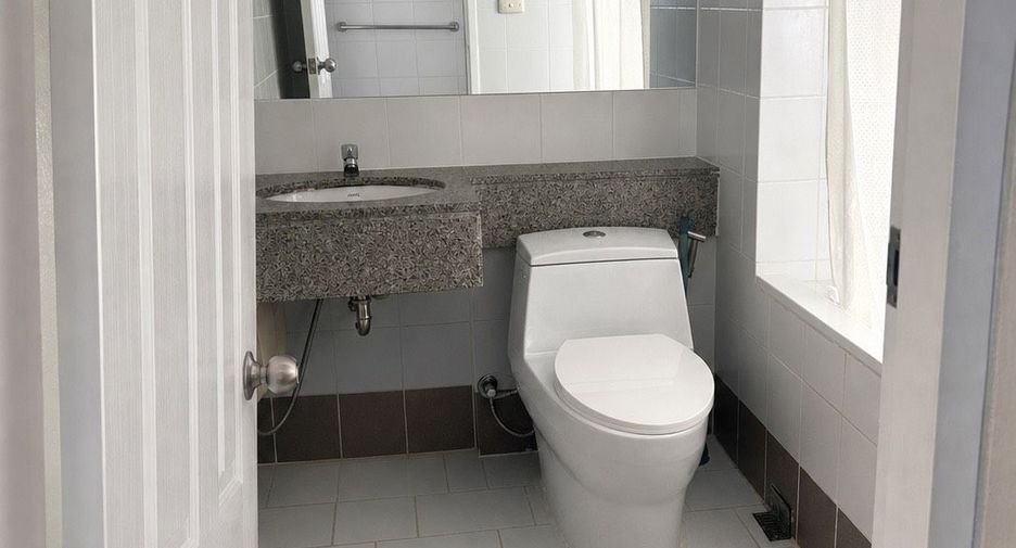Wohnung zum Kauf mit 2 Zimmer in Yan Nawa, Bangkok
