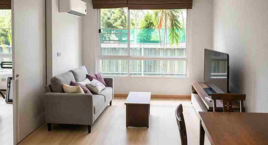 For sale 2 bedrooms condo in Khlong Toei, Bangkok