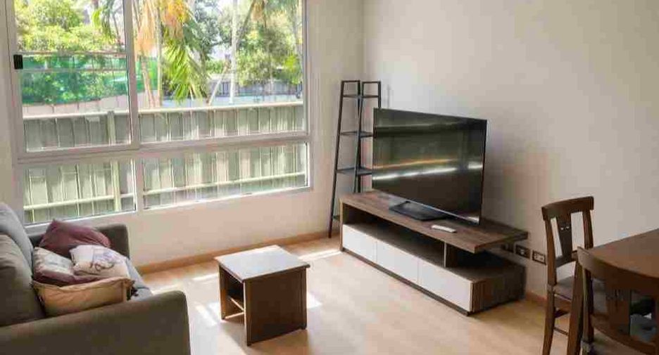 For sale 2 bedrooms condo in Khlong Toei, Bangkok