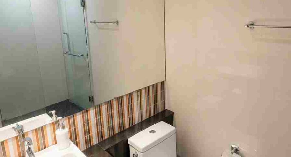 For sale 2 bedrooms condo in Khlong Toei, Bangkok