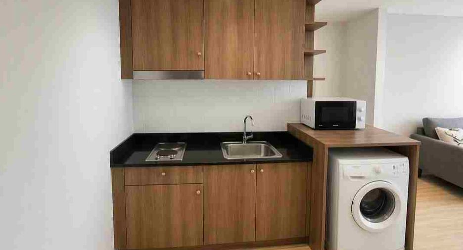 For sale 2 bedrooms condo in Khlong Toei, Bangkok