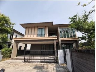 For sale 4 bedrooms house in Bang Khun Thian, Bangkok