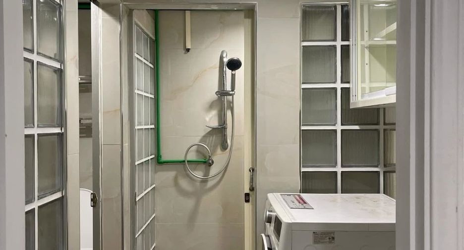 Condo en alquiler de 2 habitaciones en Sathon, Bangkok