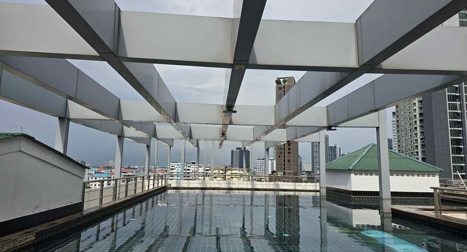 For rent 1 bed condo in Khlong Toei, Bangkok