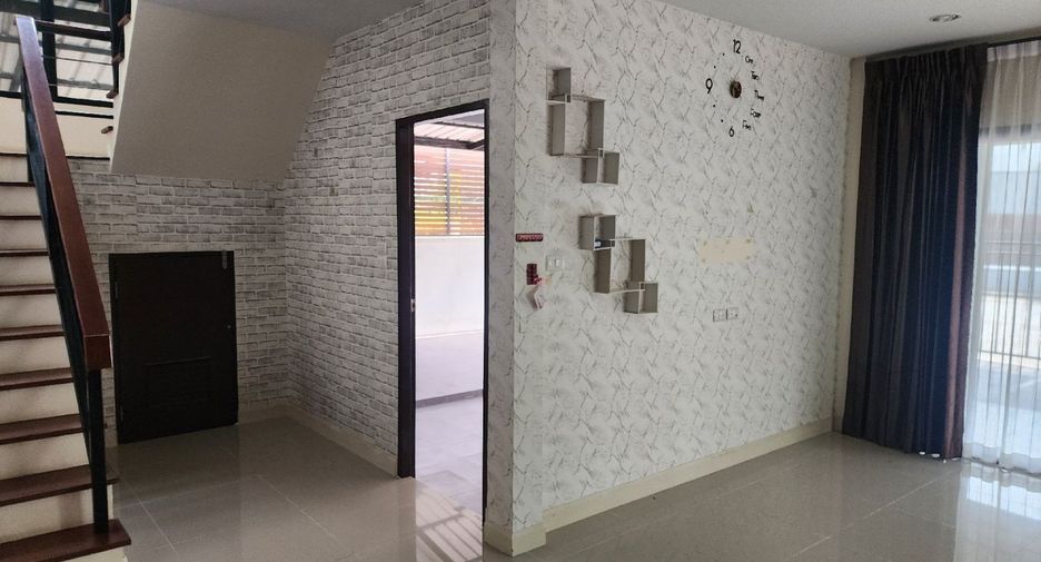 For sale 4 bedrooms house in Min Buri, Bangkok