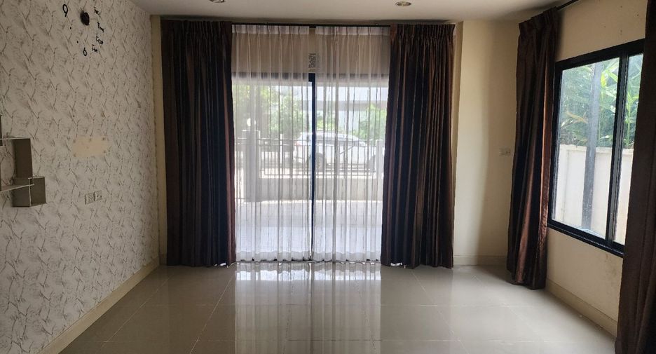 For sale 4 bedrooms house in Min Buri, Bangkok