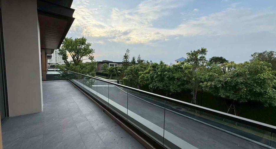 For sale and for rent 5 bedrooms house in Suan Luang, Bangkok
