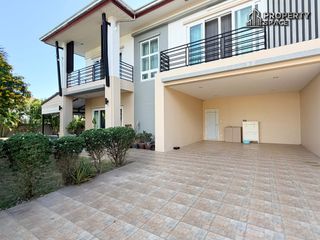 À louer 4 chambres villa à Bang Lamung, Chonburi