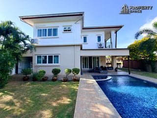 À louer 4 chambres villa à Bang Lamung, Chonburi