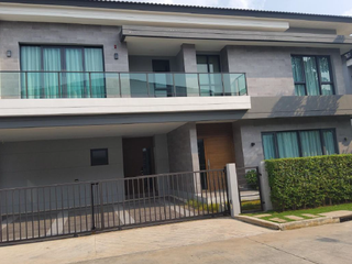 À vendre 3 chambres maison à Bang Phli, Samut Prakan
