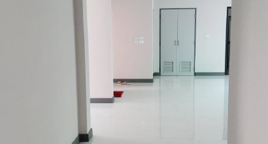 Casa en venta de 3 habitaciones en Bang Phli, Samut Prakan