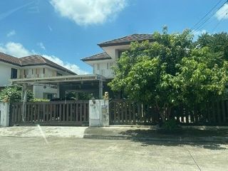 出售 3 卧室 独立屋 在 Khlong Sam Wa, 曼谷