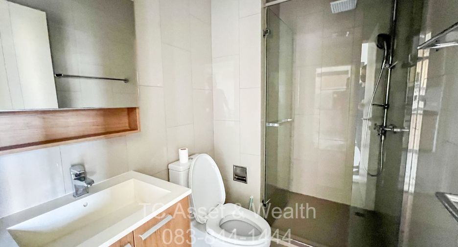 Condo en alquiler de 2 habitaciones en Watthana, Bangkok