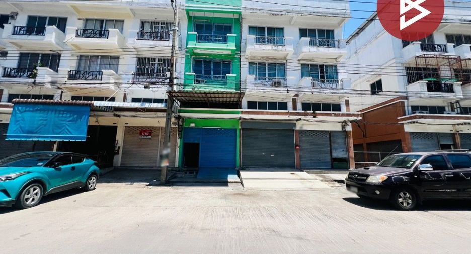 For sale 4 bedrooms retail Space in Mueang Samut Prakan, Samut Prakan