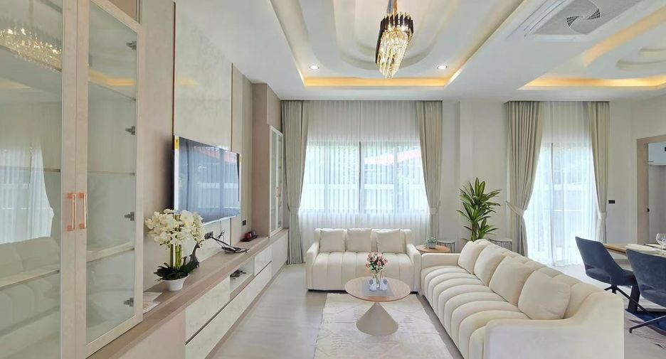 For sale 4 bedrooms house in Bang Lamung, Chonburi