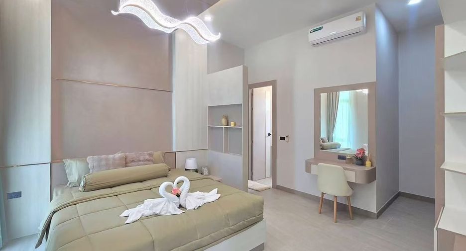 For sale 4 bedrooms house in Bang Lamung, Chonburi