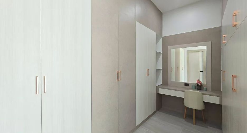 For sale 4 bedrooms house in Bang Lamung, Chonburi