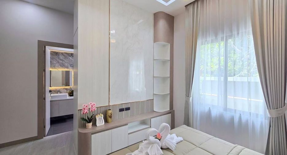 For sale 4 bedrooms house in Bang Lamung, Chonburi