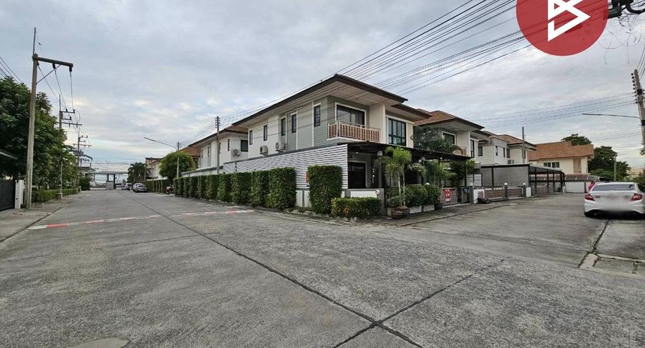 For sale 4 bedrooms house in Ban Bueng, Chonburi