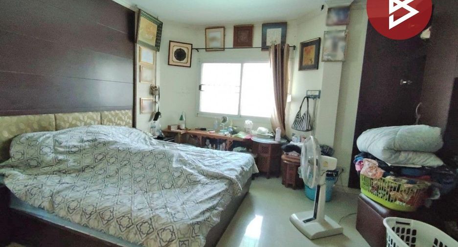 For sale 4 bedrooms house in Bang Pakong, Chachoengsao