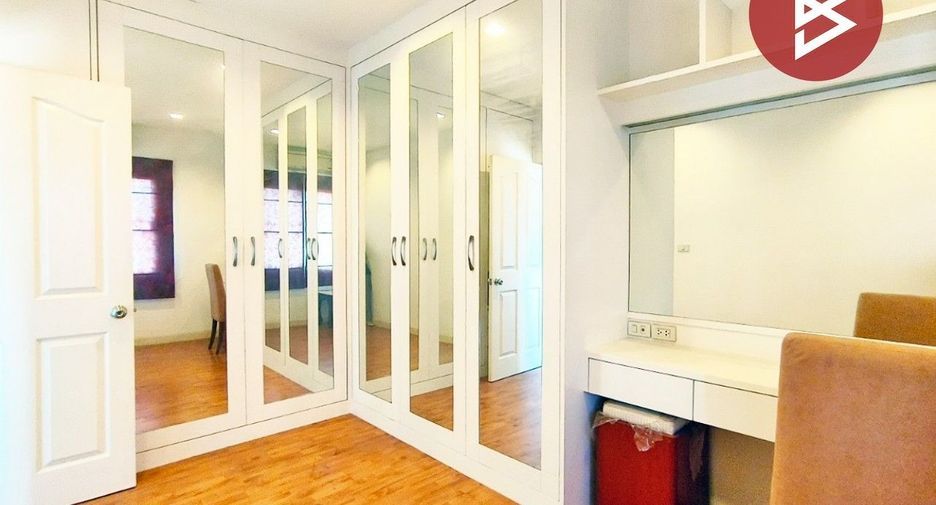 Reihenhaus zum Kauf mit 3 Zimmer in Lak Si, Bangkok