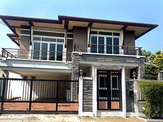À vendre 5 chambres maison à Phasi Charoen, Bangkok