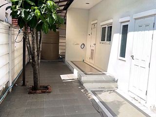 À vendre 5 chambres maison à Phasi Charoen, Bangkok