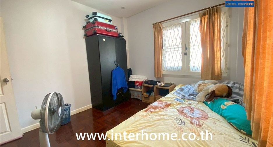 For sale 3 bedrooms house in Lam Luk Ka, Pathum Thani