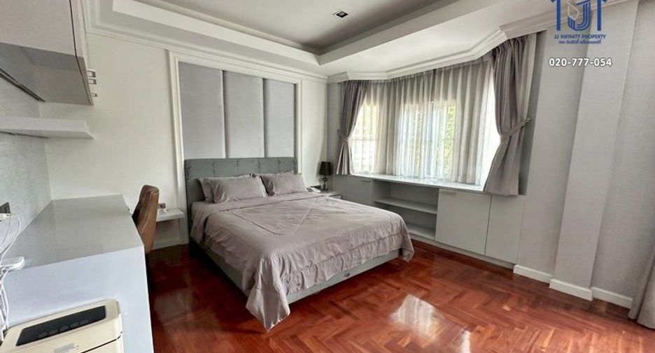 For sale 6 bedrooms house in Bueng Kum, Bangkok