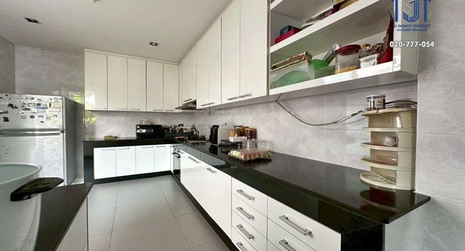 For sale 6 bedrooms house in Bueng Kum, Bangkok