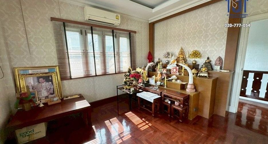 For sale 6 bedrooms house in Bueng Kum, Bangkok