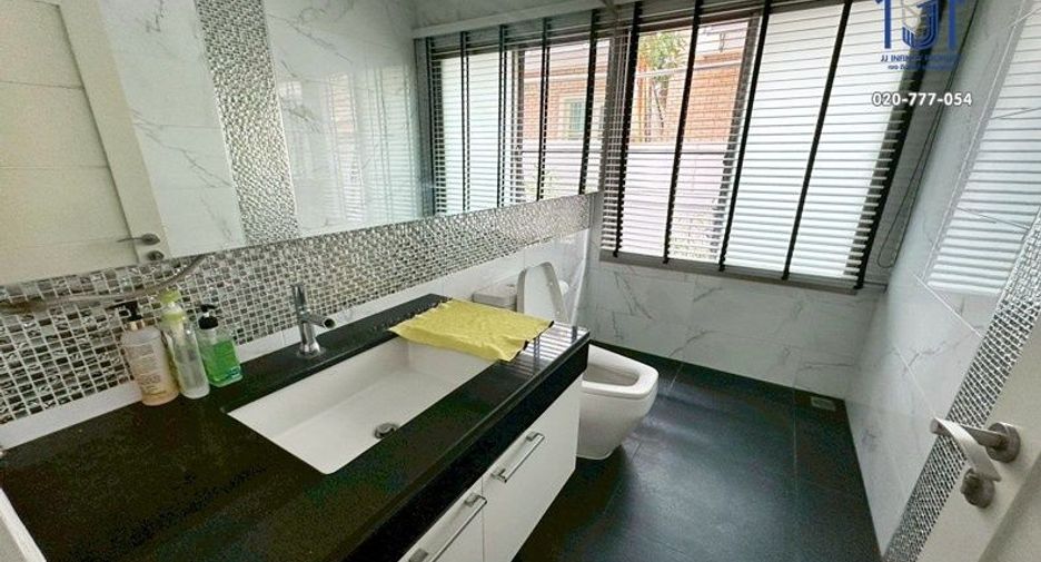 For sale 6 bedrooms house in Bueng Kum, Bangkok