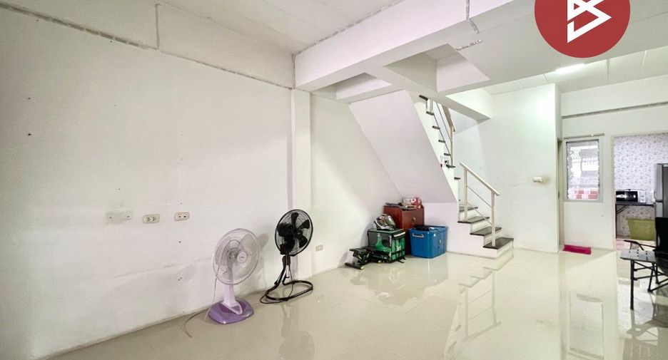For sale 2 bedrooms townhouse in Mueang Chon Buri, Chonburi
