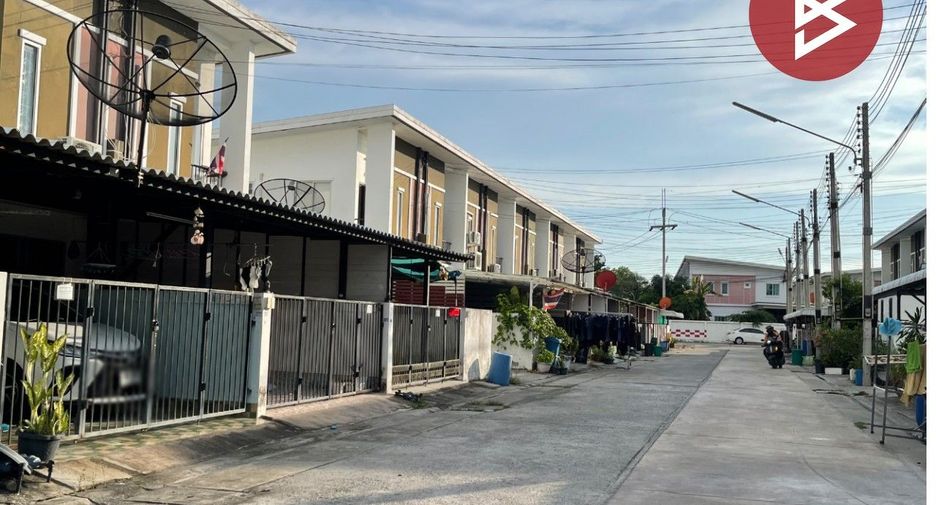 For sale 2 bedrooms townhouse in Mueang Chon Buri, Chonburi