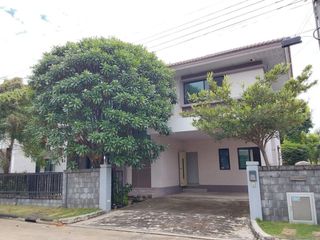 For sale 4 bedrooms house in Lat Krabang, Bangkok